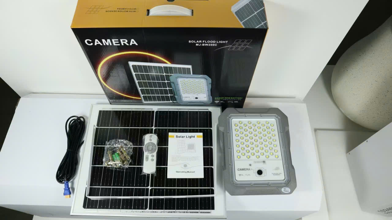 Solar Light + Camera (4)
